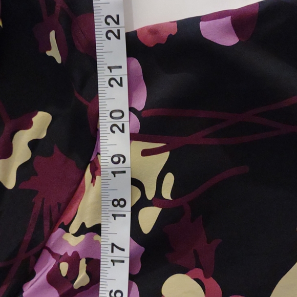 Tucker silk pink purple floral classic smocked collar blouse size s/m - Picture 4 of 9